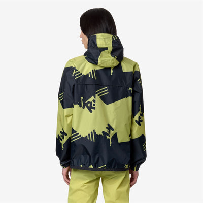 LE VRAI 3.0 CLAUDE GRAPHIC - Jackets - Mid - UNISEX - BROKEN LOGO GREEN CELERY-BLUE DEPTH